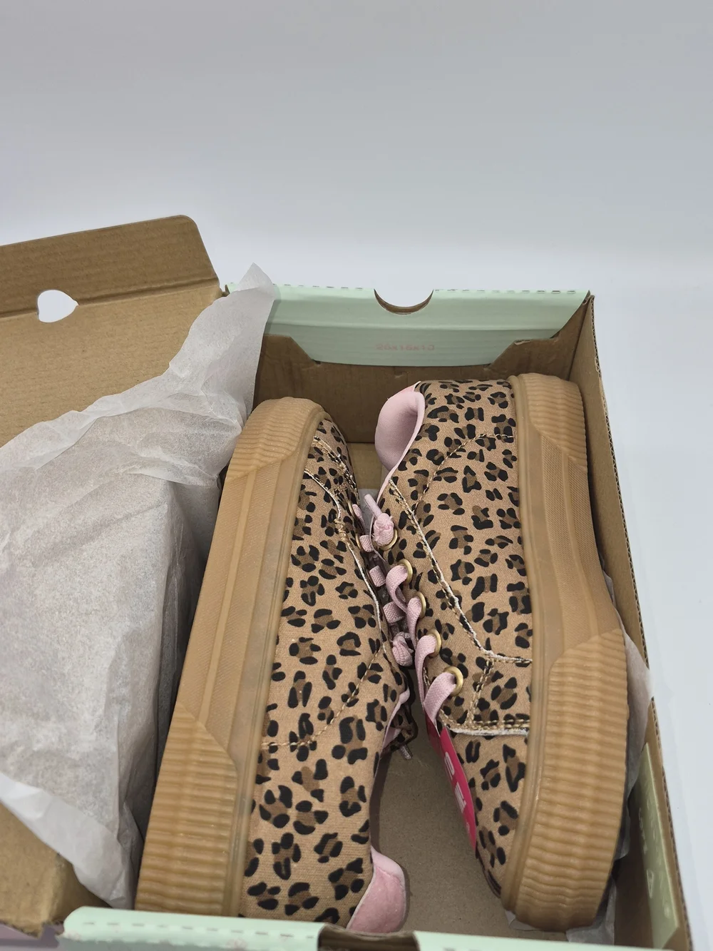 Jellypop Leopard Print Sneakers with Pink Laces and Lining Girl's Size 2M NIB